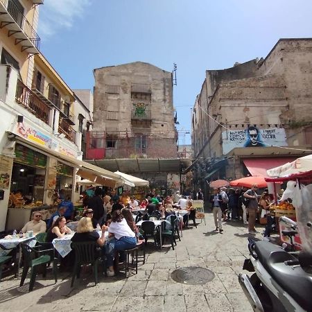 Apartment By The Market Palermo Exteriér fotografie